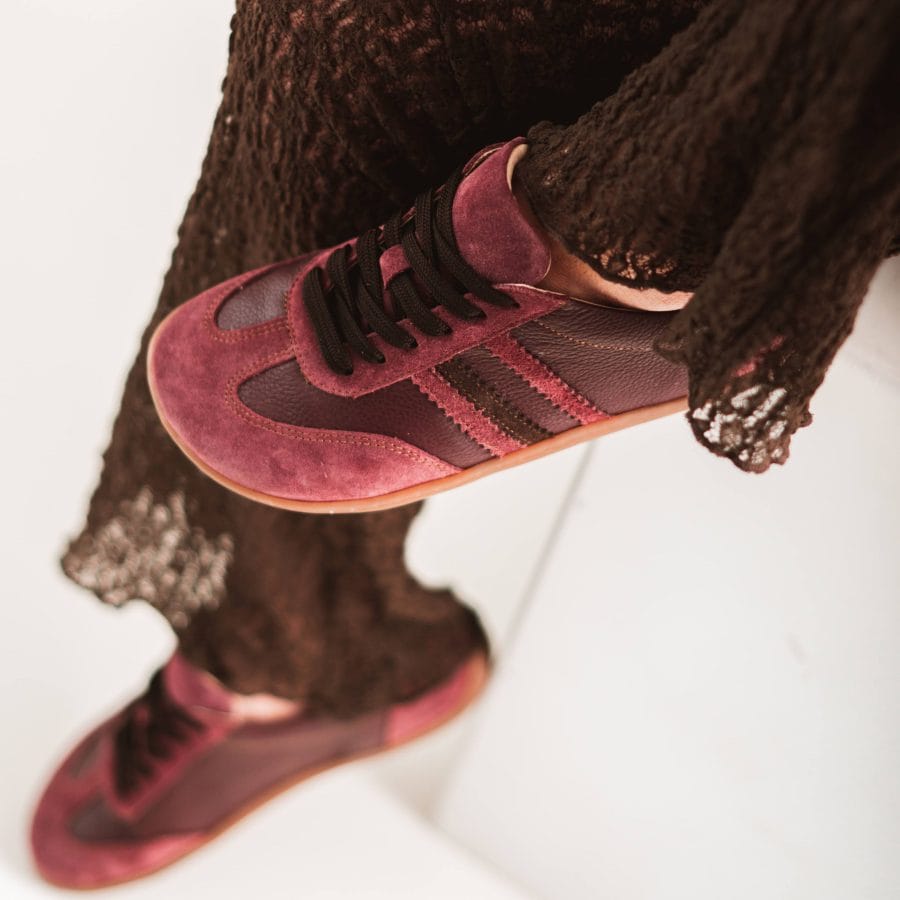 Sneakersy Skórzane "Berry Chic" – Burgund