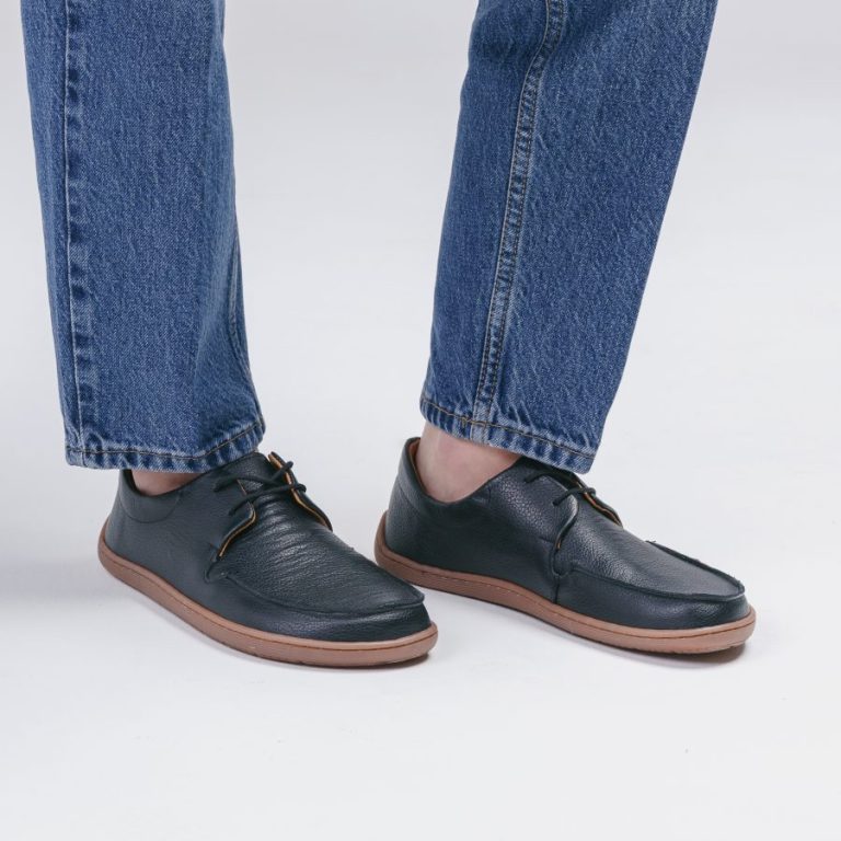 Czarne Skórzane Półbuty Barefoot – Miejska Klasyka w Zdrowym Wydaniu