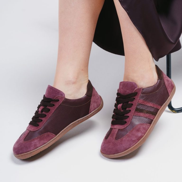 Skórzane Sneakersy Damskie w Kolorze Śliwkowym – Połączenie Zamszu i Skóry Licowej