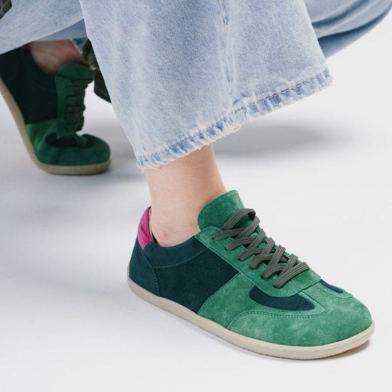 Zielone Zamszowe Sneakery Barefoot "Forest Walk" – Odważny Kolor i Zdrowy Chód