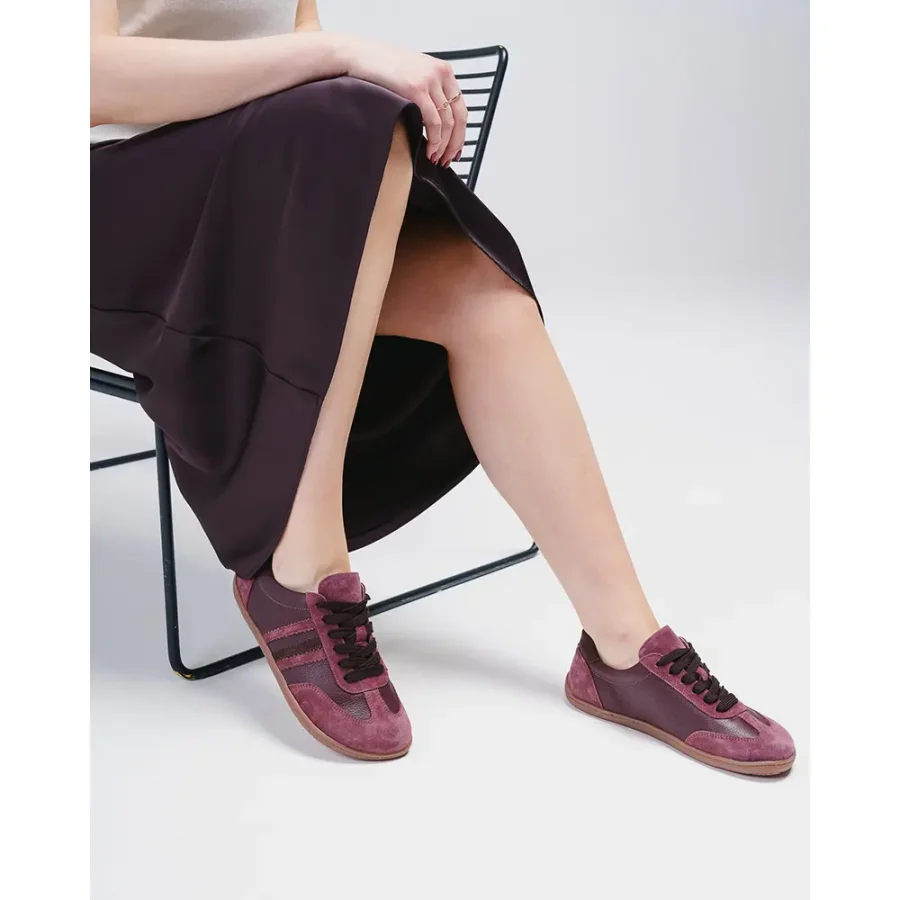 "Plum step" - Skórzane Sneakersy w Kolorze Śliwkowym - obrazek 4
